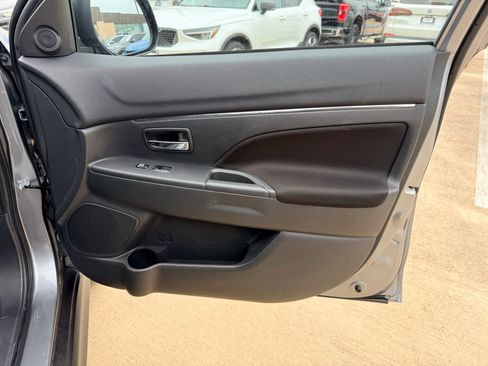 Used 2024 Mitsubishi Outlander Sport AWD image 12