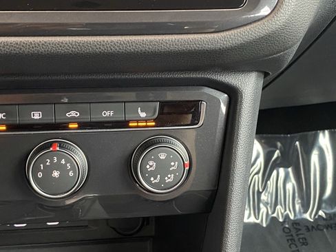 Certified 2023 Volkswagen Tiguan S FWD image 32