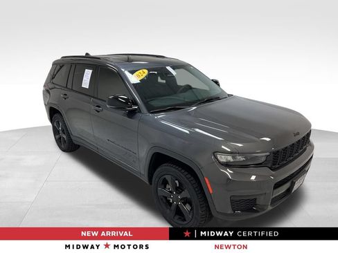 Used 2024 Jeep Grand Cherokee L Altitude AWD/4WD image 1