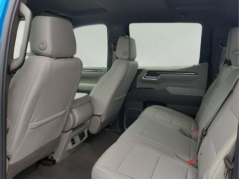 Used 2026 Chevrolet Silverado 1500 RST AWD/4WD image 9