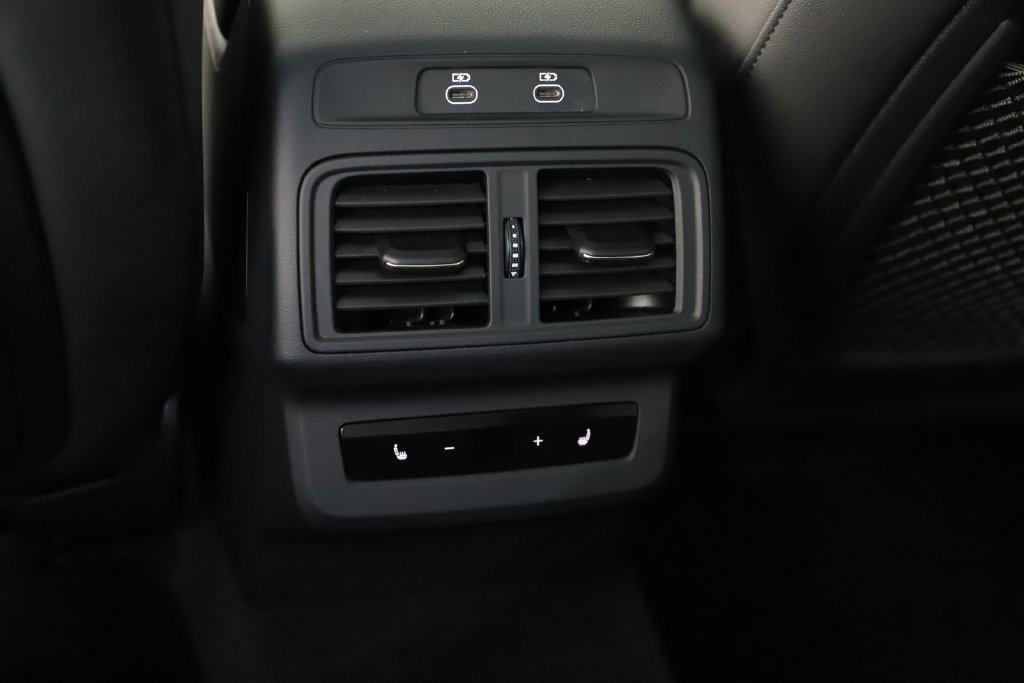 Certified 2025 Audi Q5 Prestige AWD/4WD image 23