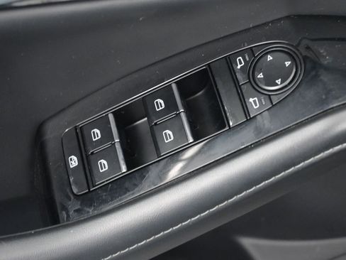 Used 2024 MAZDA CX-30 AWD 2.5 S w/ Preferred Package image 13