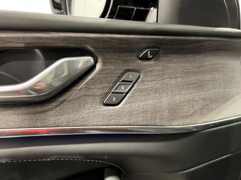 New 2025 Jeep Grand Cherokee L Overland w/ Advanced Protech Group III image 26