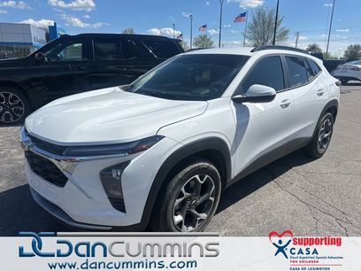 Used 2024 Chevrolet Trax LT w/ Driver Confidence Package