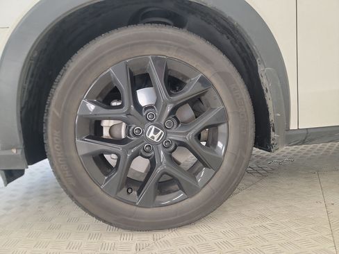 Used 2024 Honda HR-V Sport image 10
