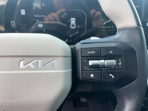 Used 2025 Kia K4 GT-Line FWD image 17