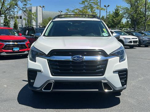 Certified 2023 Subaru Ascent Touring AWD/4WD image 3
