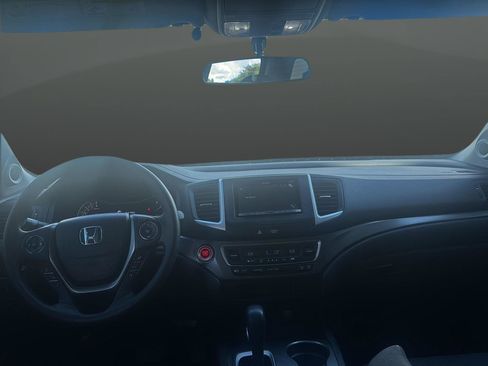 Used 2017 Honda Ridgeline Sport image 19