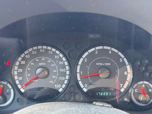 Used 2006 Jeep Liberty Sport AWD/4WD image 18