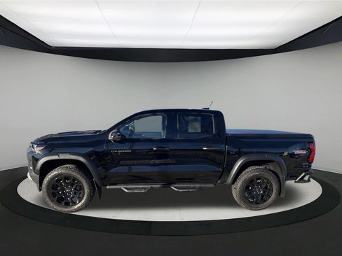 Used 2026 Chevrolet Colorado Trail Boss image 5