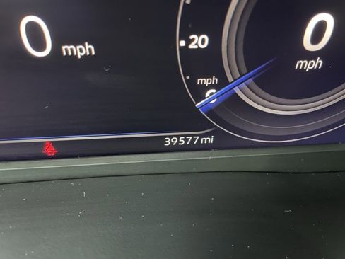 Used 2023 Volkswagen Atlas SE image 18