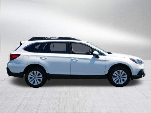 Used 2019 Subaru Outback 2.5i Premium AWD/4WD image 8