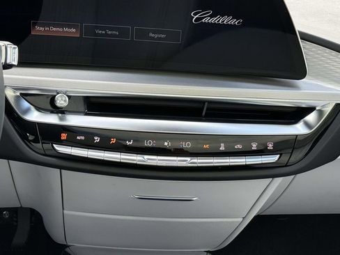 New 2026 Cadillac Lyriq Luxury AWD/4WD image 20