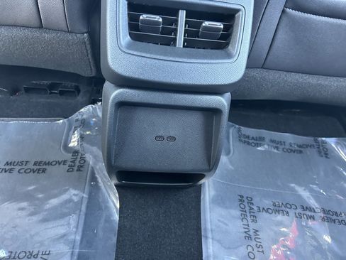 New 2025 Chevrolet Equinox EV RS image 35