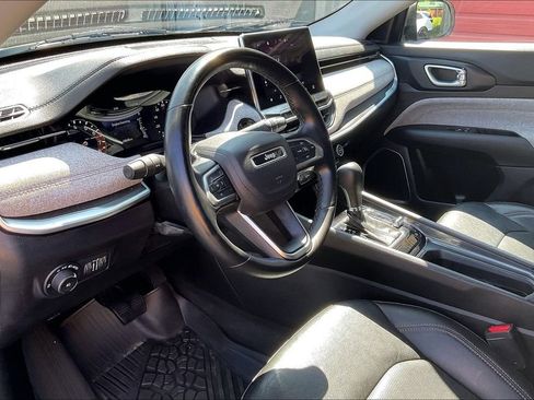 Used 2022 Jeep Compass Latitude AWD/4WD image 13