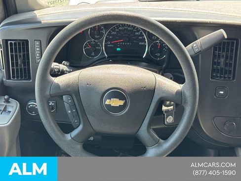 Used 2025 Chevrolet Express 3500 LT w/ LT Preferred Equipment Group RWD image 24