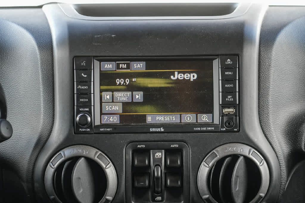 Used 2016 Jeep Wrangler Unlimited Sport AWD/4WD image 14
