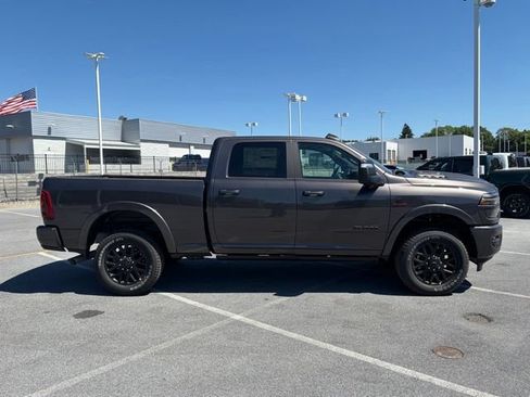 New 2026 RAM 2500 Limited AWD/4WD image 7