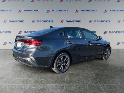 Used 2024 Kia Forte LXS image 5