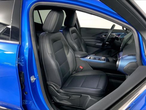 Used 2025 Chevrolet Equinox EV LT w/ Convenience Package FWD image 7