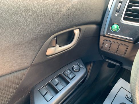 Used 2015 Honda Civic SE image 11