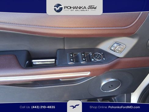 Used 2023 Ford Expedition Limited AWD/4WD image 10