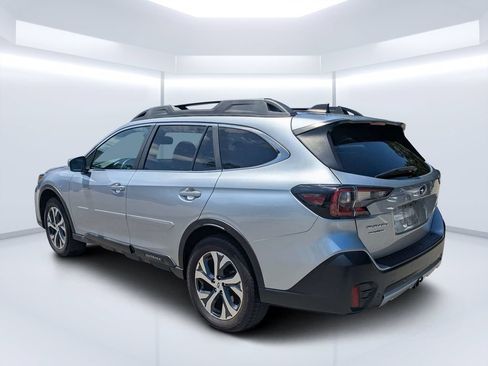 Used 2022 Subaru Outback Limited AWD/4WD image 5