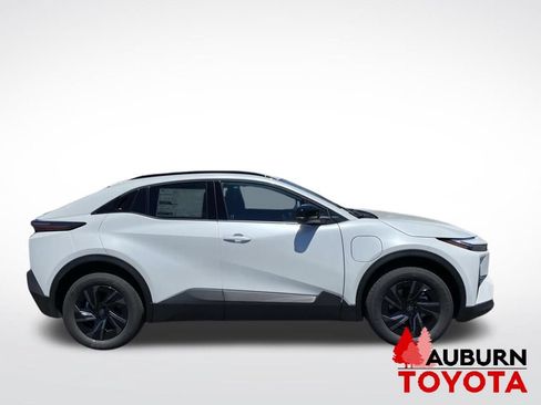 New 2026 Toyota C-HR AWD/4WD image 8