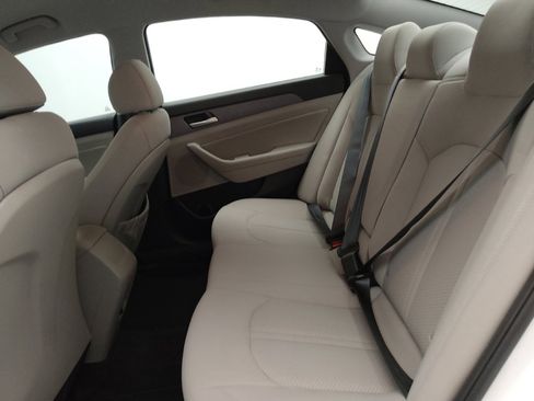 Used 2018 Hyundai Sonata SEL FWD image 18