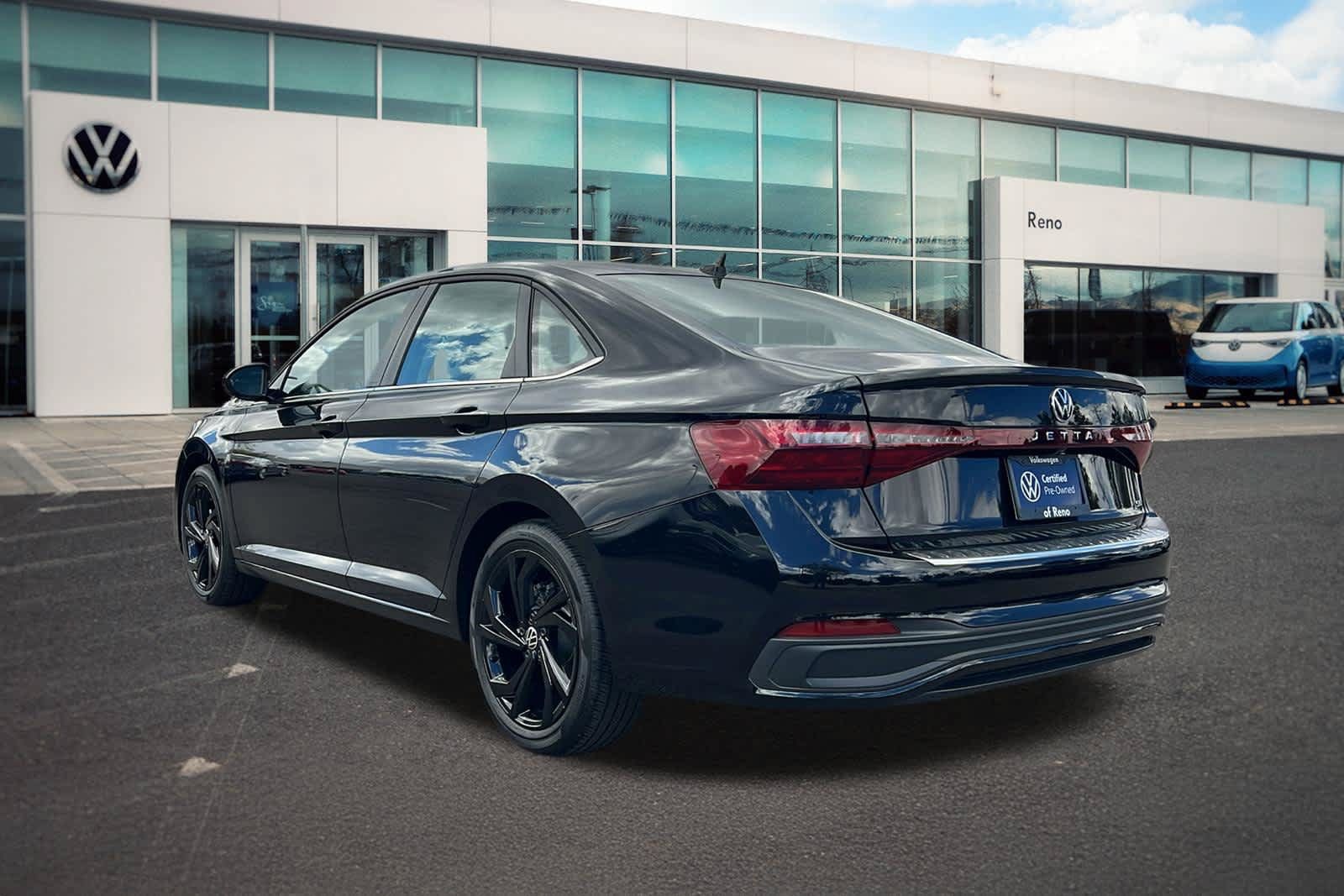 Used 2026 Volkswagen Jetta SE FWD image 7