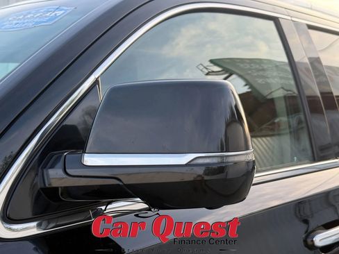 Used 2015 Cadillac Escalade ESV Platinum image 27