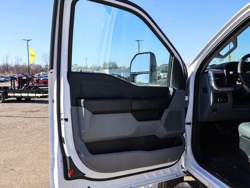 New 2024 Ford F550 XL image 20