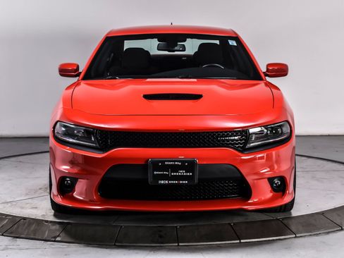 Used 2022 Dodge Charger R/T RWD image 8