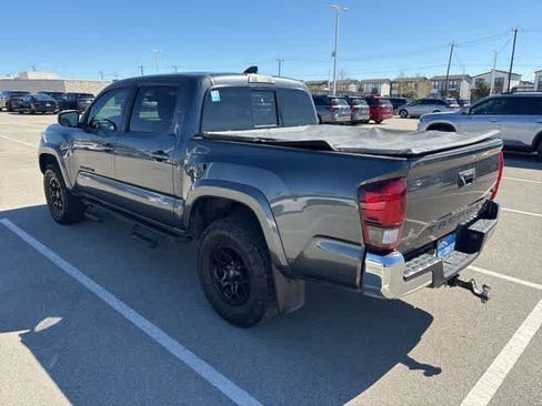 Used 2022 Toyota Tacoma SR5 image 3