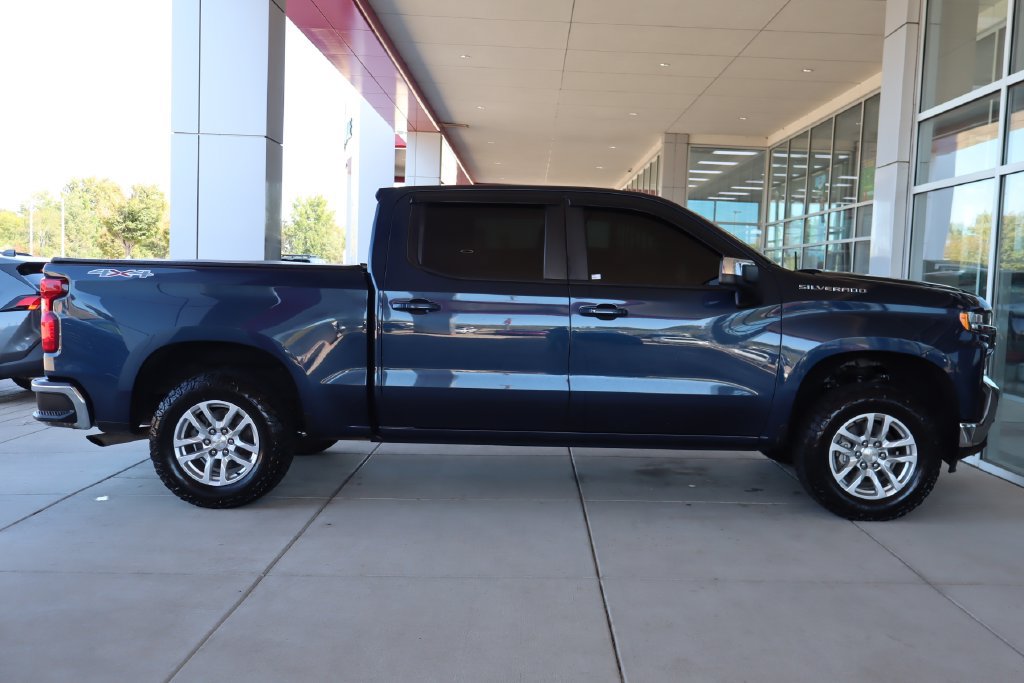 Used 2020 Chevrolet Silverado 1500 LT w/ All-Star Edition AWD/4WD image 11