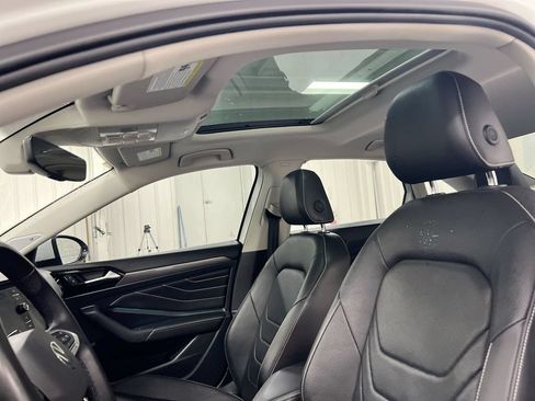 Used 2023 Volkswagen Jetta SEL FWD image 20