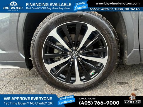 Used 2022 Toyota Highlander XSE FWD image 13
