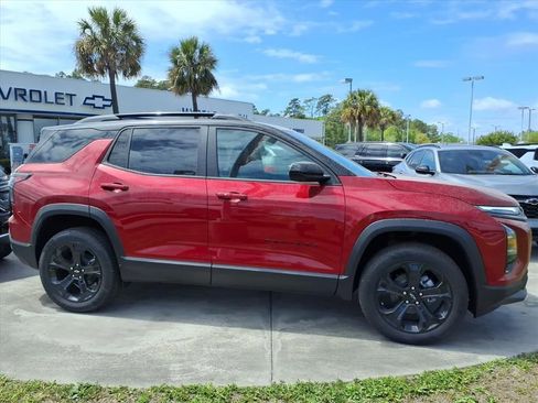 New 2026 Chevrolet Equinox LT image 2