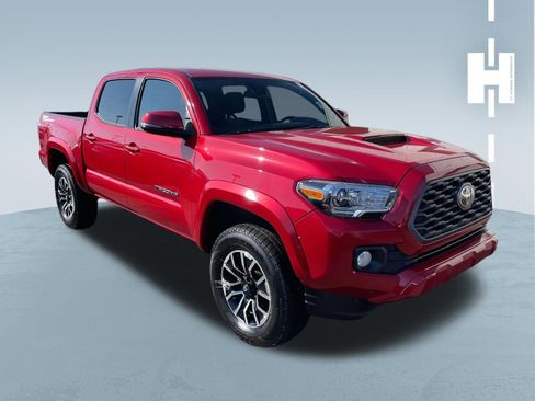 Used 2022 Toyota Tacoma TRD Sport w/ Technology Package image 1