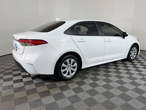 Used 2024 Toyota Corolla LE image 7