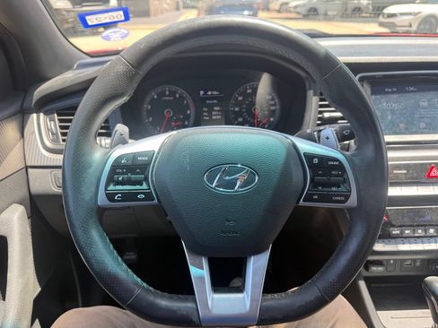 Used 2018 Hyundai Sonata Sport FWD image 11
