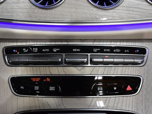 Used 2023 Mercedes-Benz E 450 4MATIC Cabriolet image 42