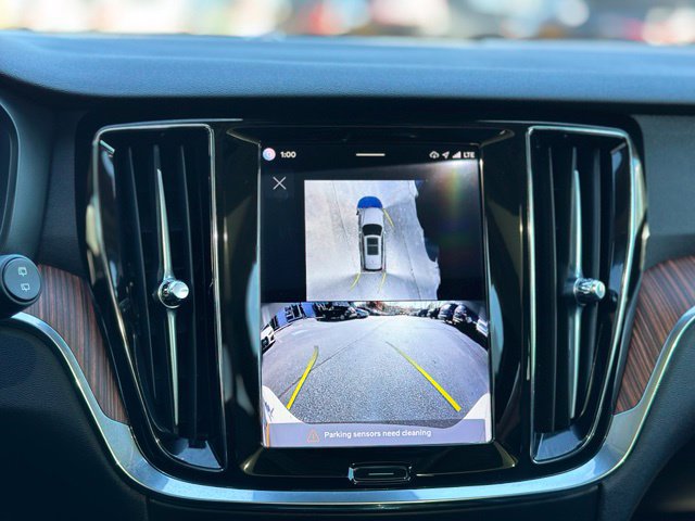 Used 2024 Volvo V60 B5 Cross Country Plus AWD/4WD image 15