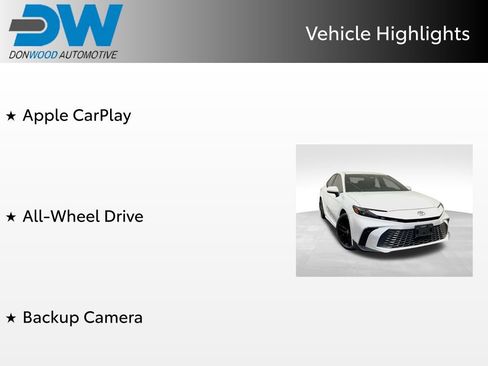 Used 2025 Toyota Camry SE AWD/4WD image 6