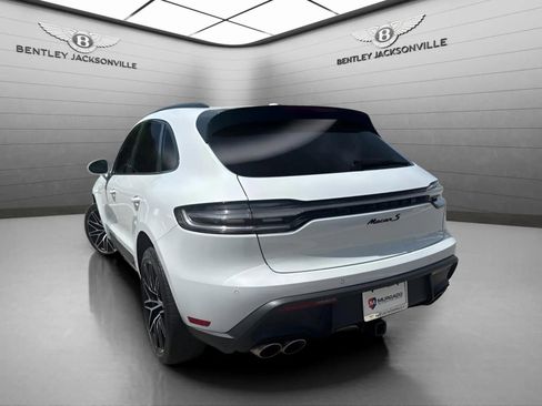 Used 2022 Porsche Macan S AWD/4WD image 3
