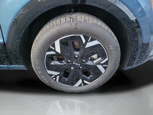 New 2026 Kia Niro Wind FWD image 5