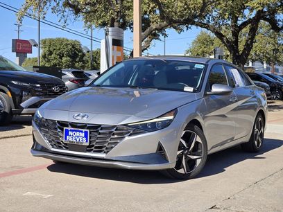 Certified 2021 Hyundai Elantra Limited w/ Cargo Package