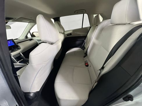 Used 2023 Toyota Corolla Cross L image 22