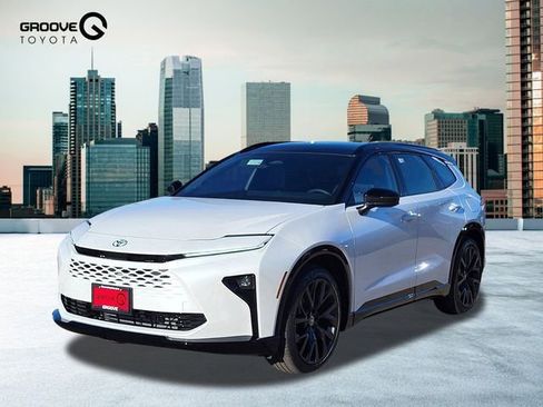 New 2026 Toyota Crown Signia image 1