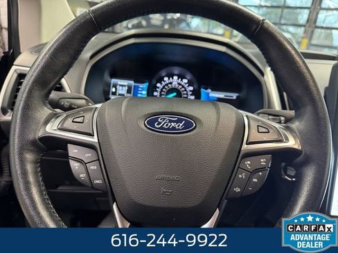 Used 2023 Ford Edge SEL image 19